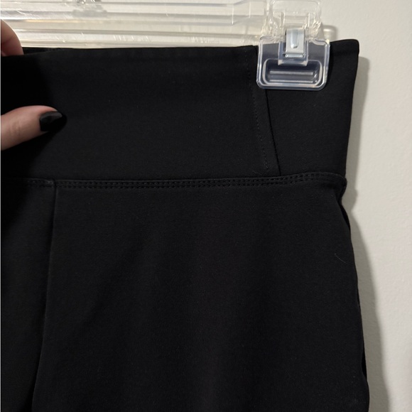 Kendall & Kylie Black Highwaisted Leggings - Picture 2 of 5